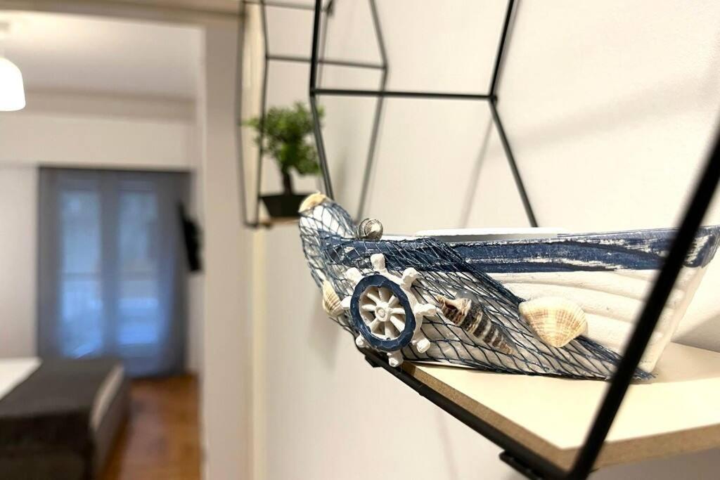 Pame Rentals - Ideal For 2 In Pagrati アテネ エクステリア 写真